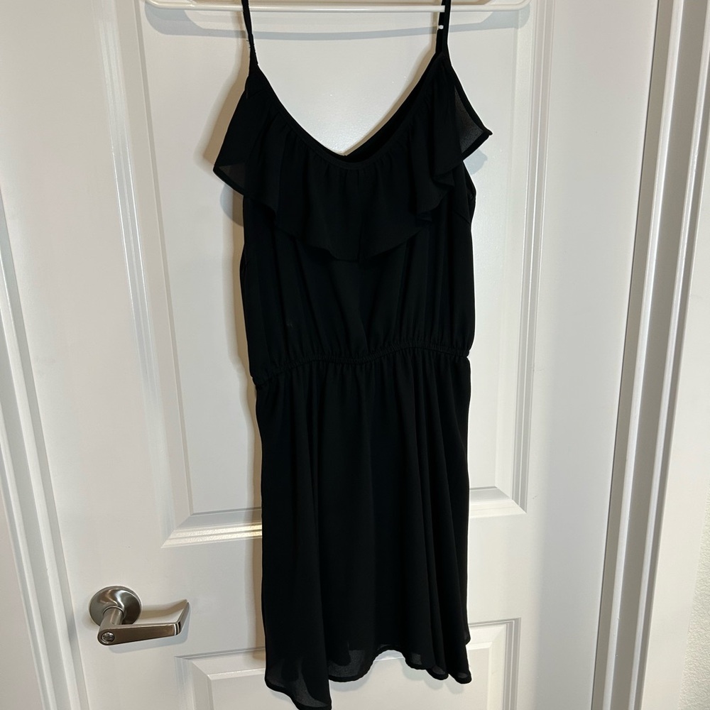 Elegant Black Sleeveless Dress